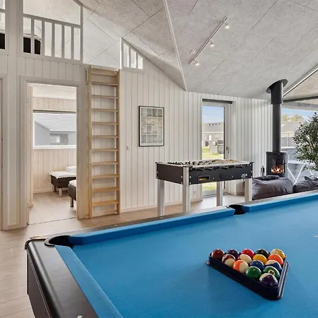 Feriehus Awesome In Romo With Sauna