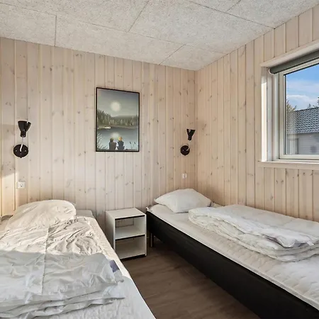 Feriehus Awesome In Romo With Sauna