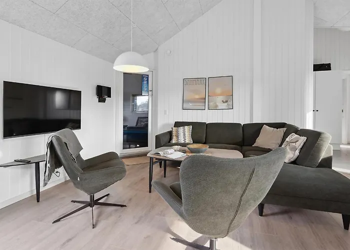 Prázdninový dům Awesome In With Sauna Romo