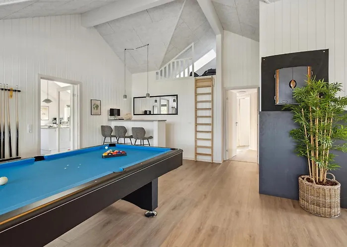 Awesome In With Sauna Romo