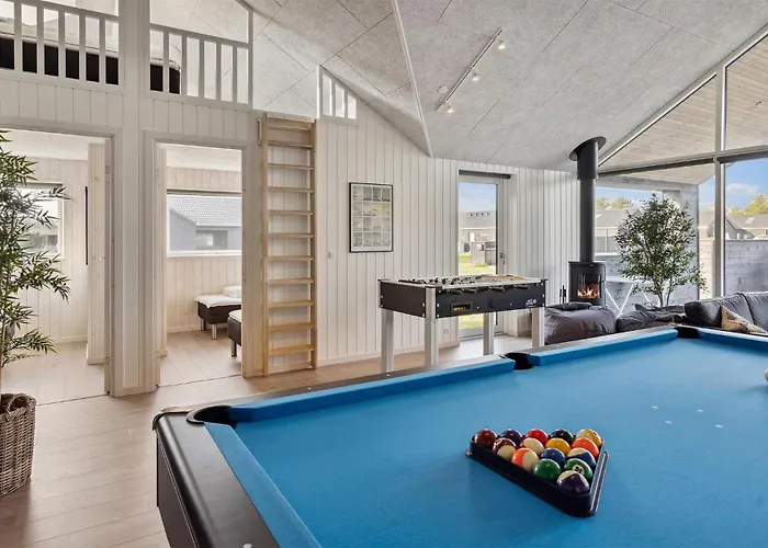 Prázdninový dům Awesome In With Sauna